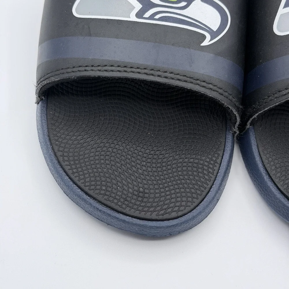 Seattle Seahawks NFL Mens FOCO Slide Sandals Training Camp Gel Slides Sz L 11-12